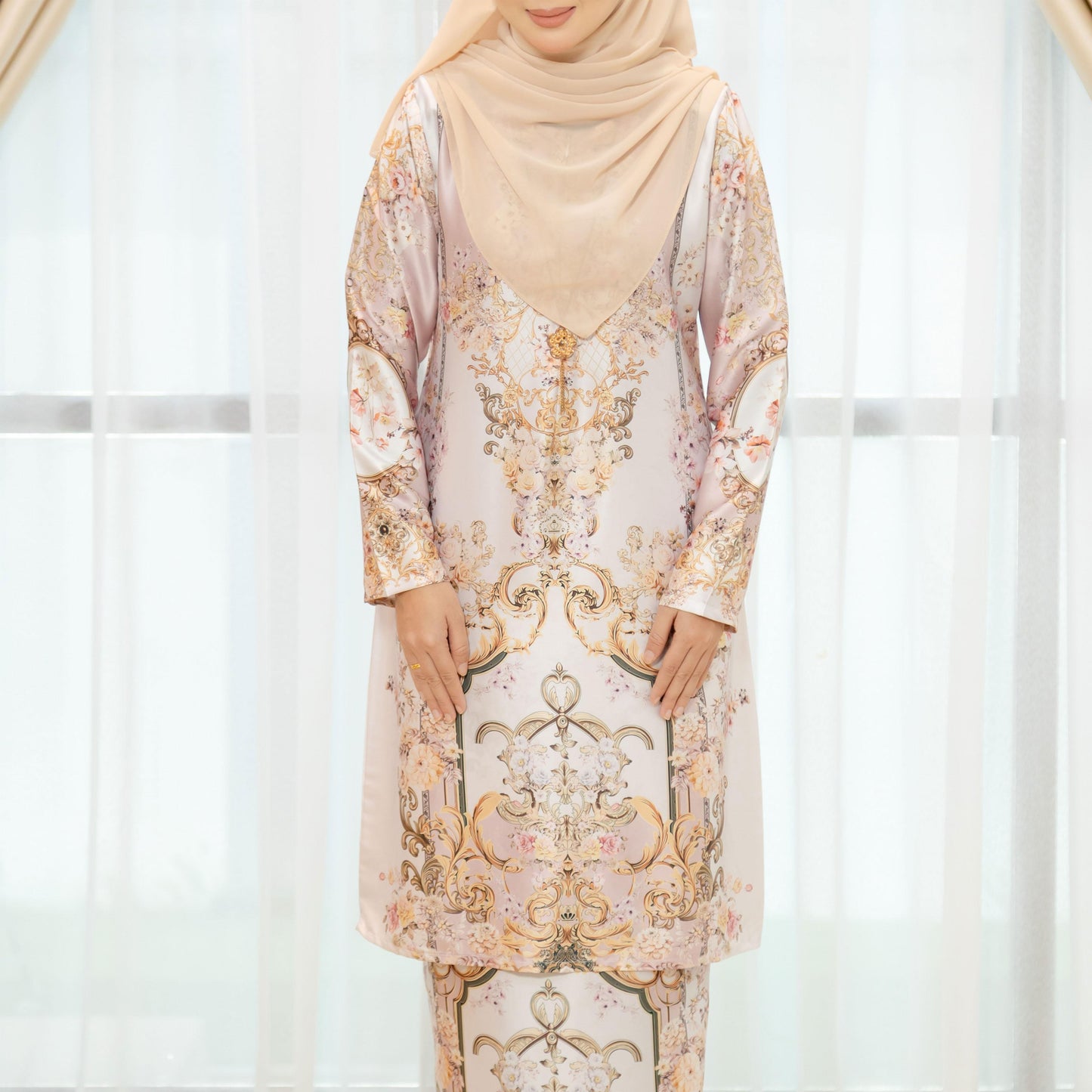 Liesa Kurung