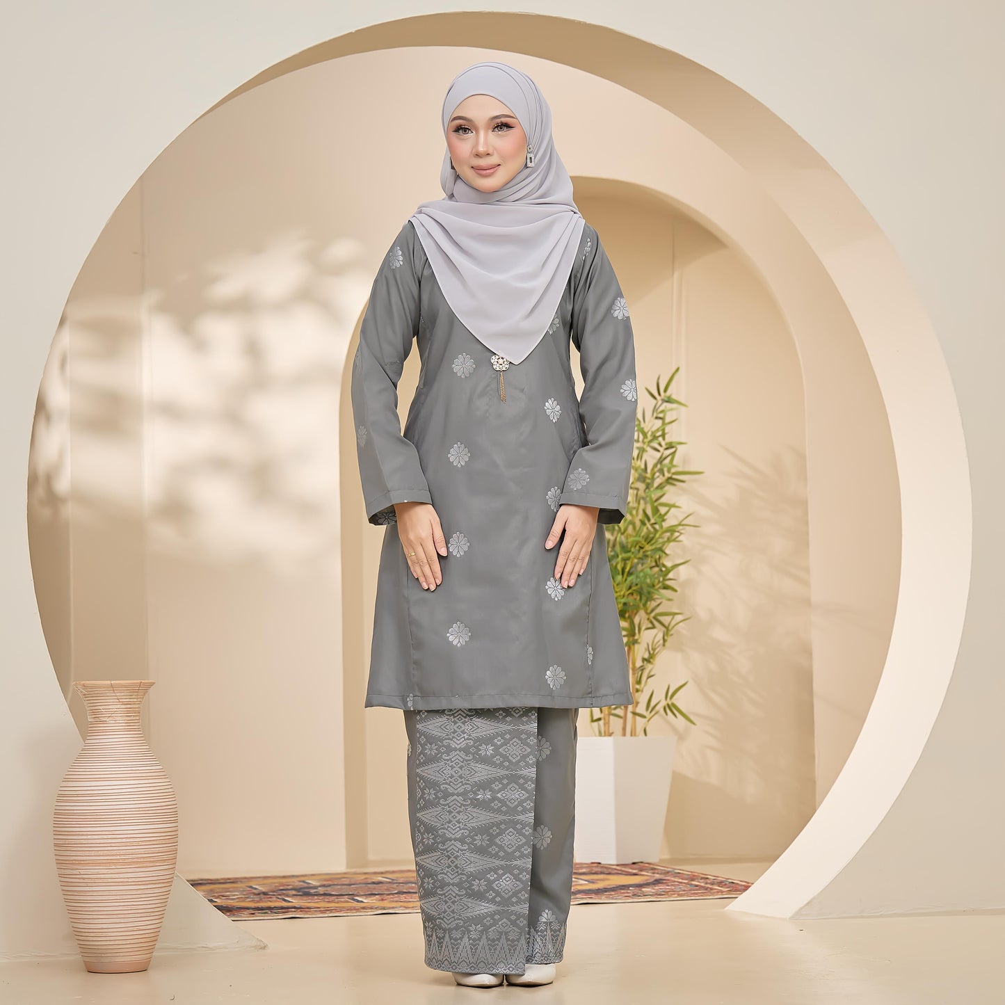 Ratna 2.0 Kurung
