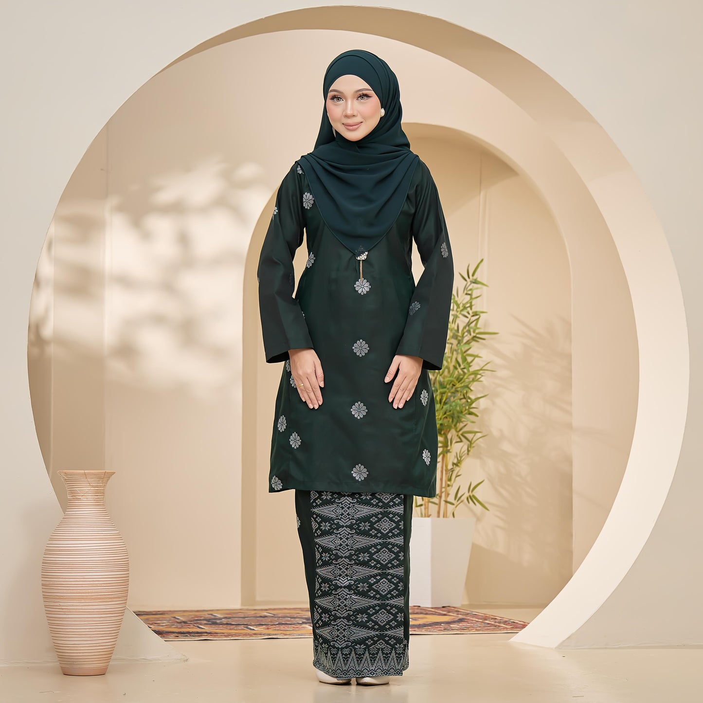 Ratna 2.0 Kurung