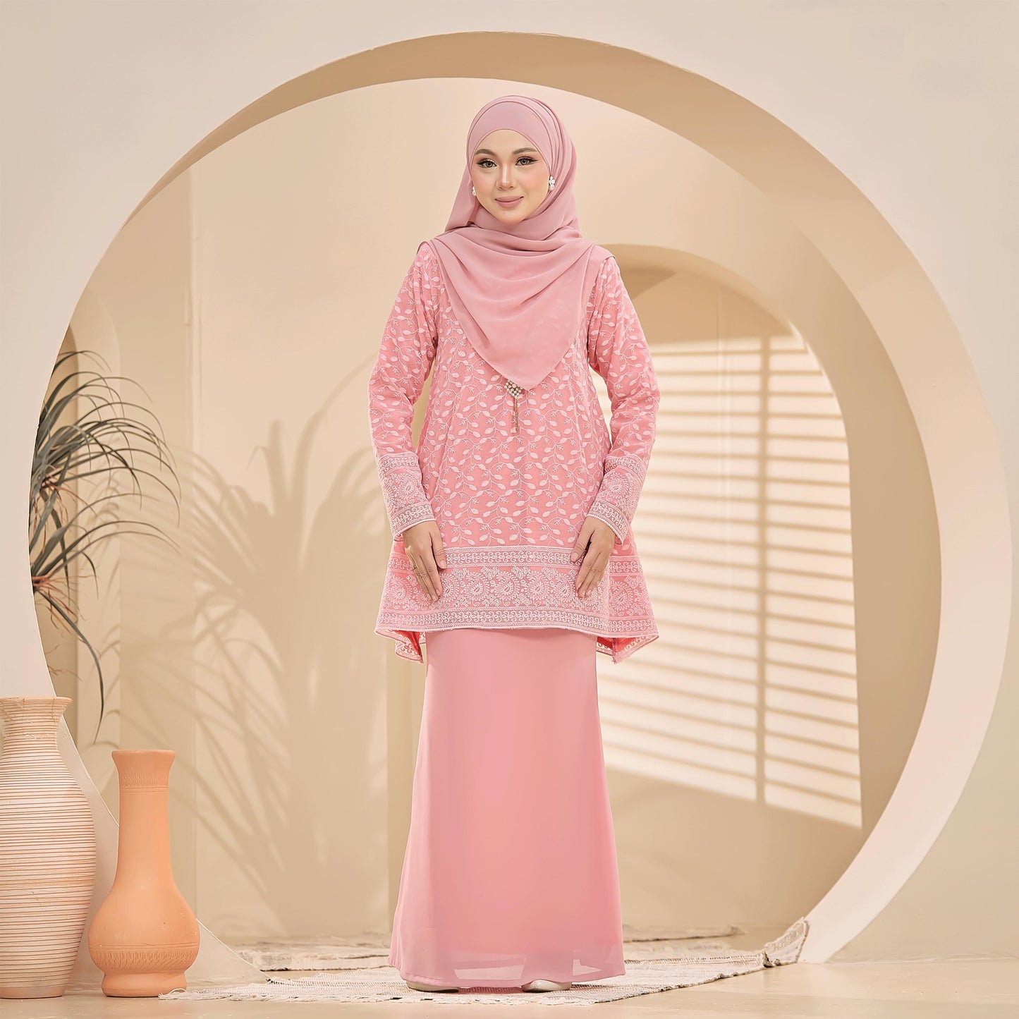 Claudea Kurung