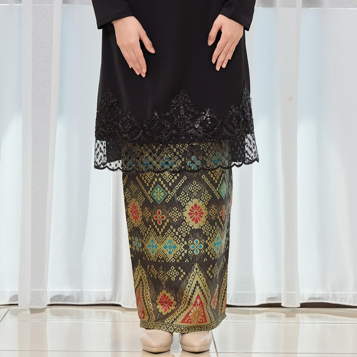 Ning Ayu Kurung