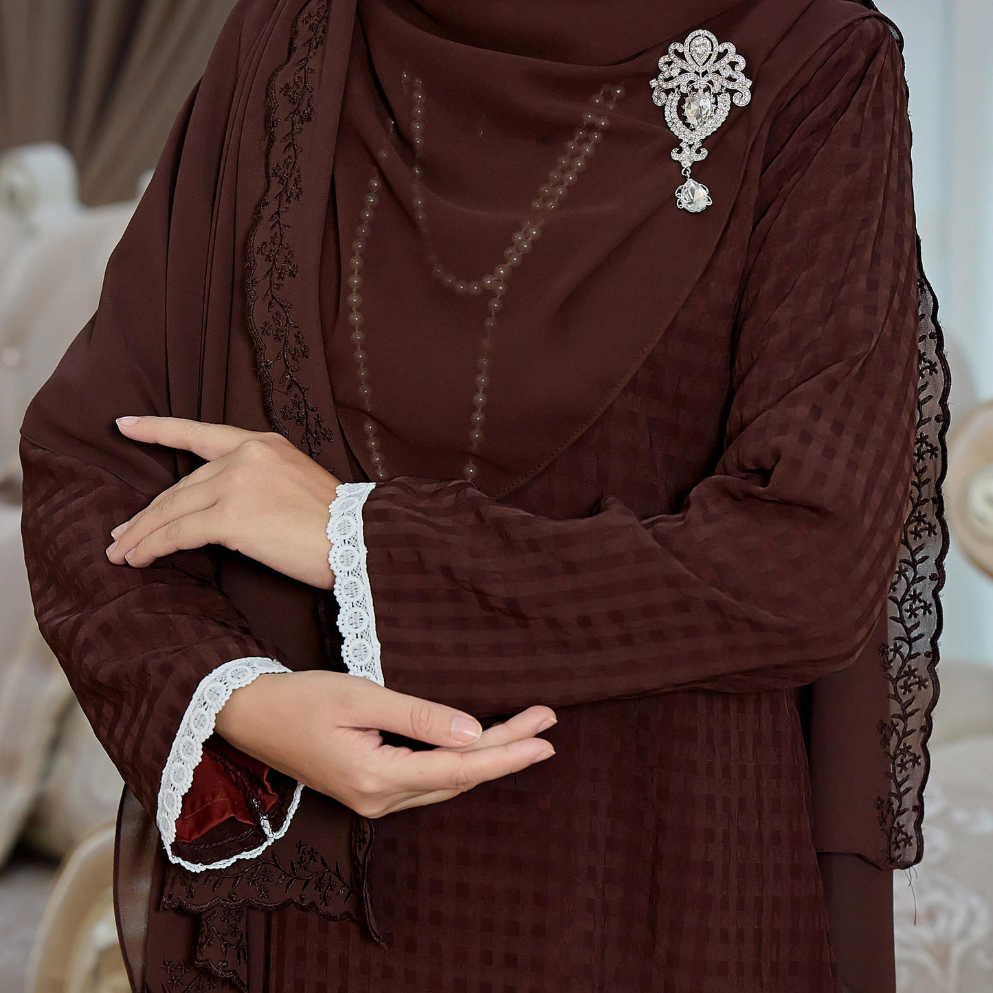 Alaira Kurung