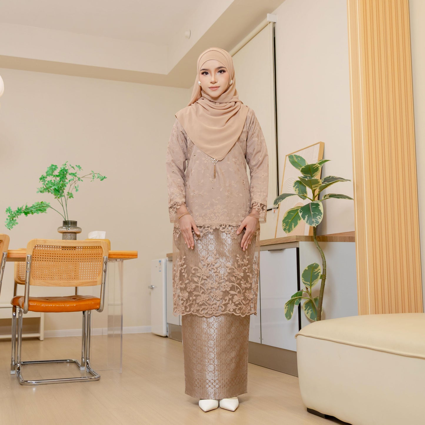 Meville Kurung