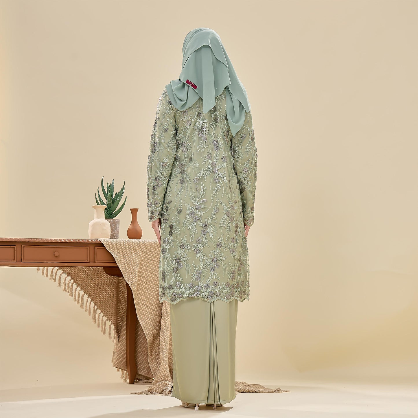 Searra Kurung