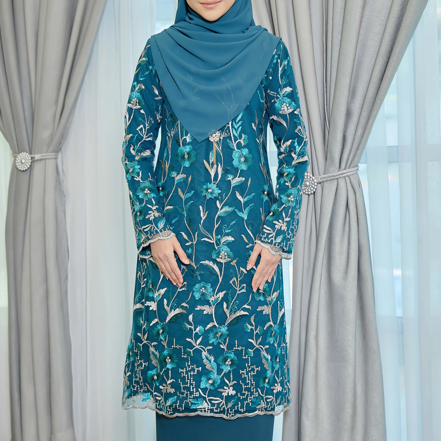 Keisha Kurung