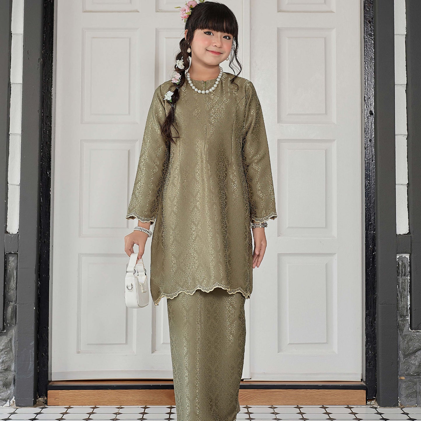 Yunara Kids Kurung