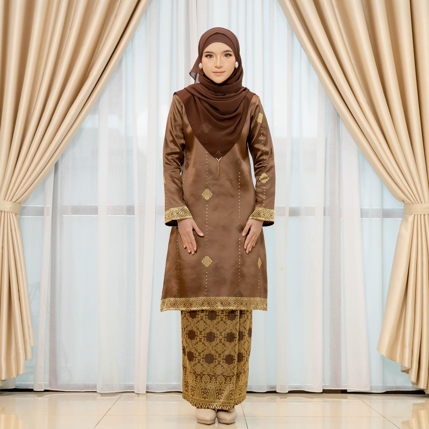 Feyrossa Kurung