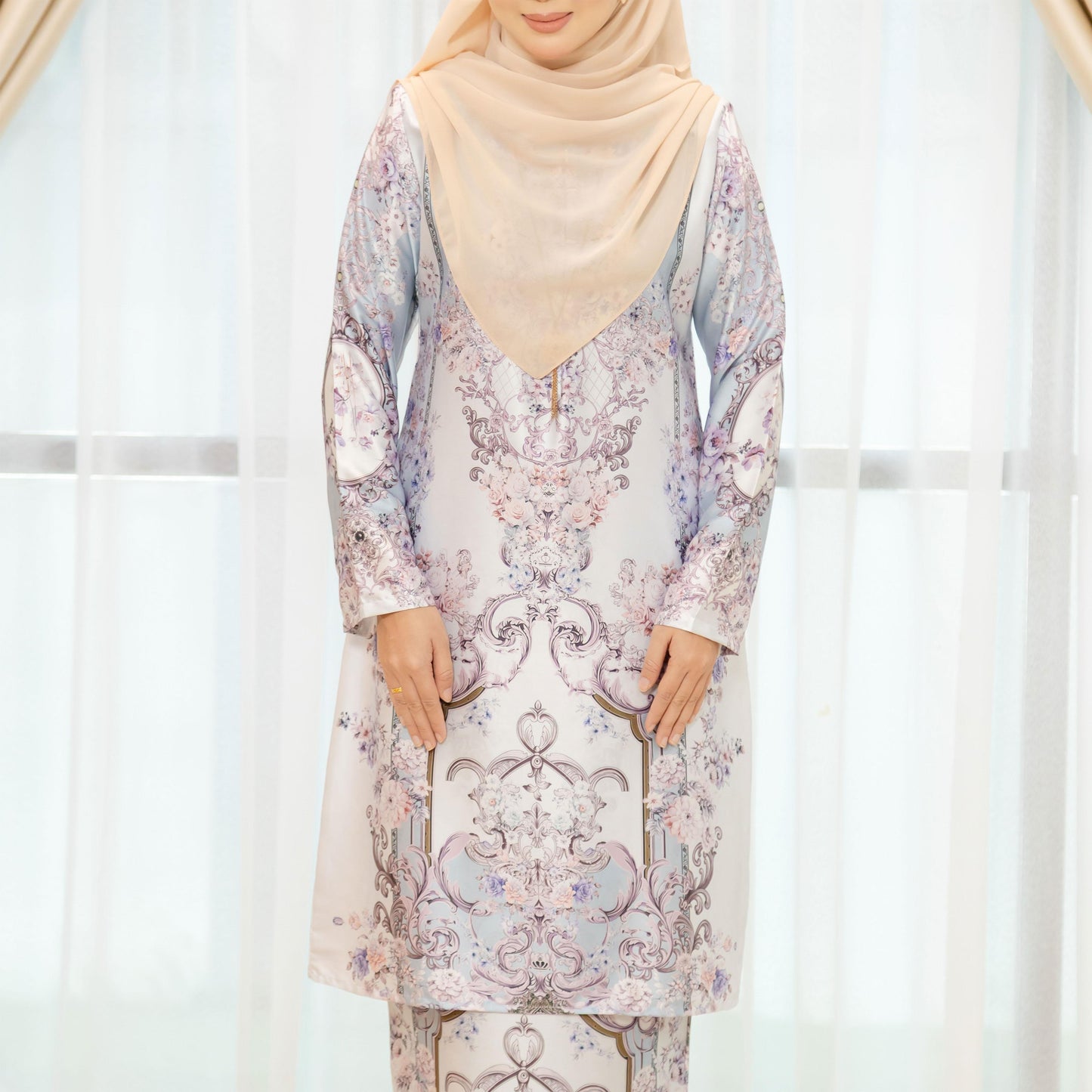 Liesa Kurung