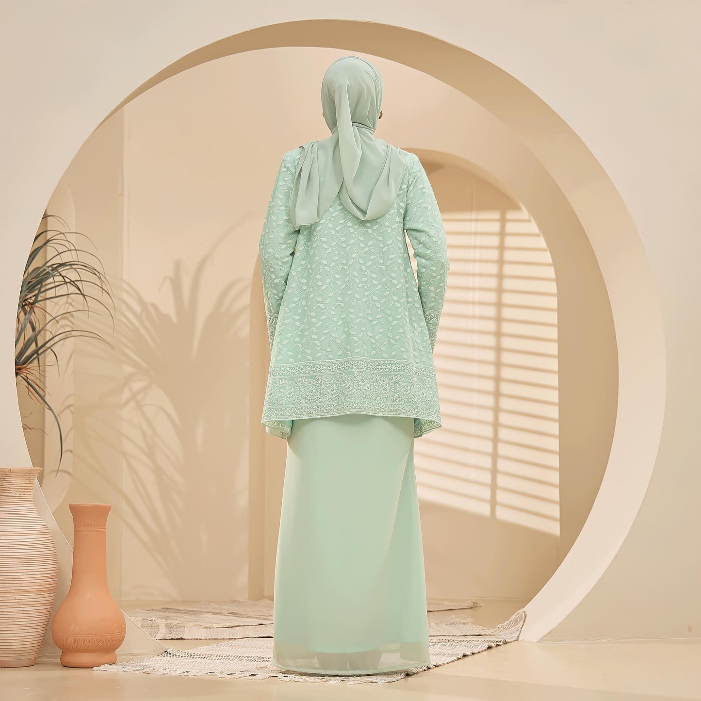 Claudea Kurung