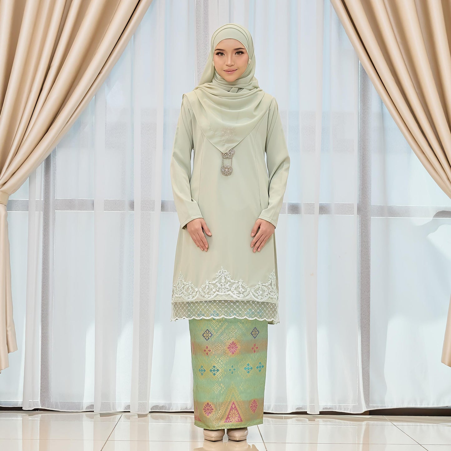 Ning Ayu Kurung