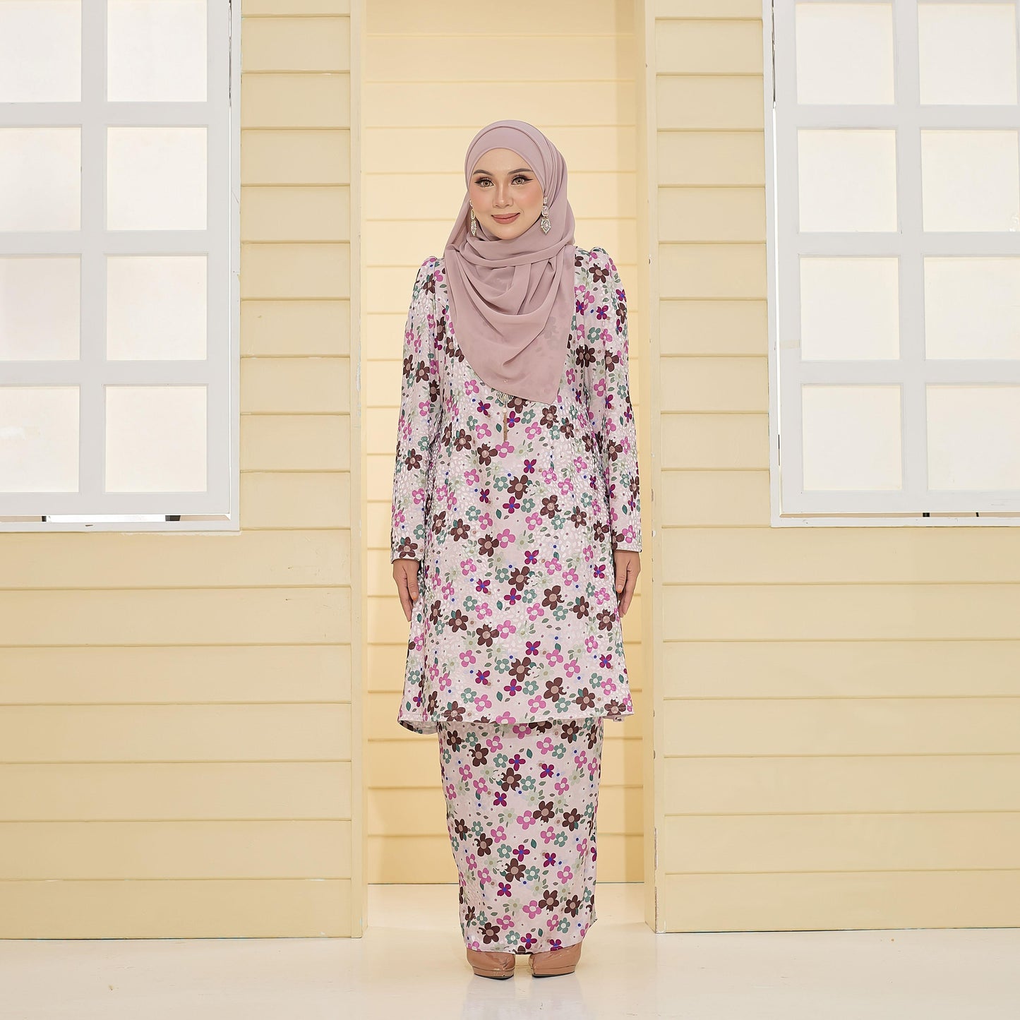 Amora Kurung