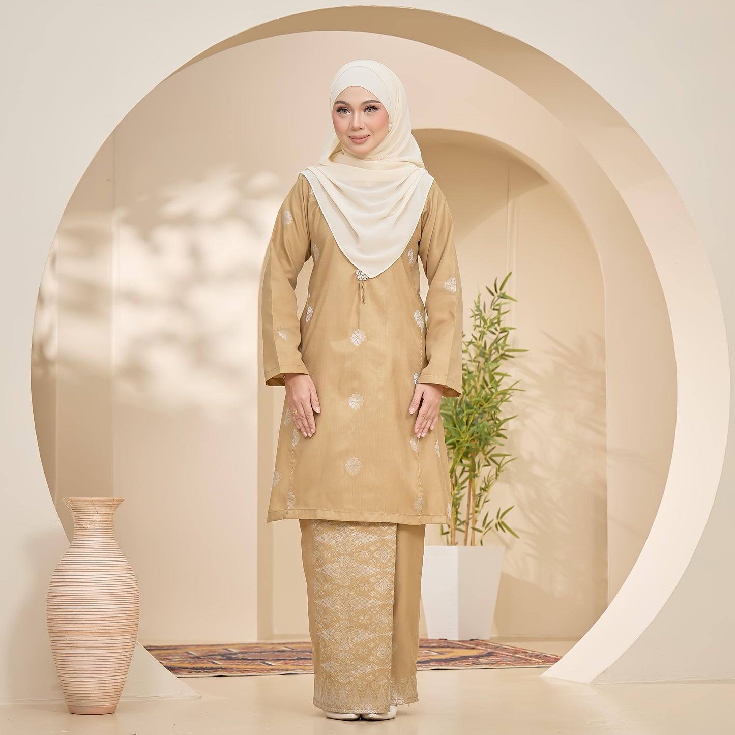 Ratna 2.0 Kurung