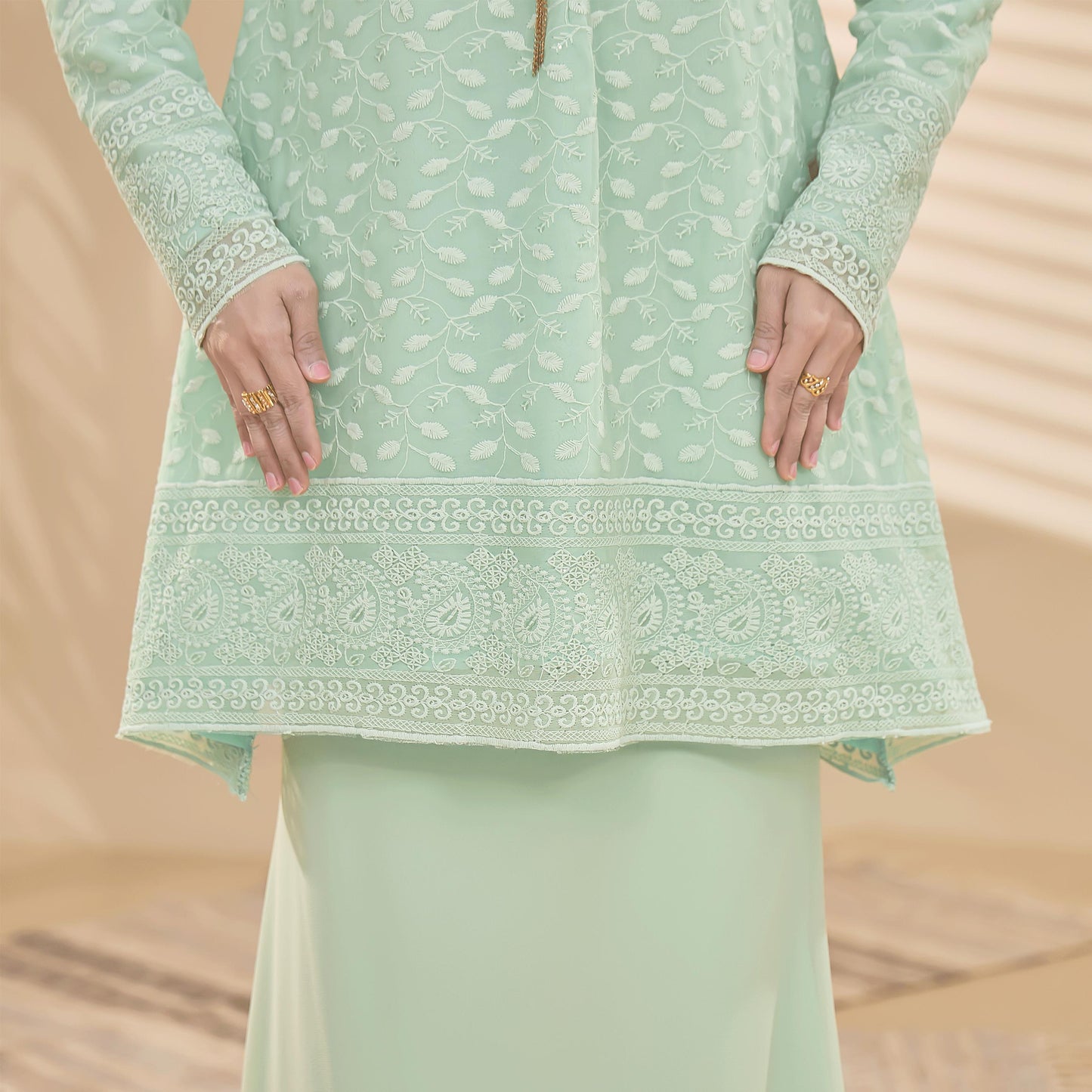Claudea Kurung