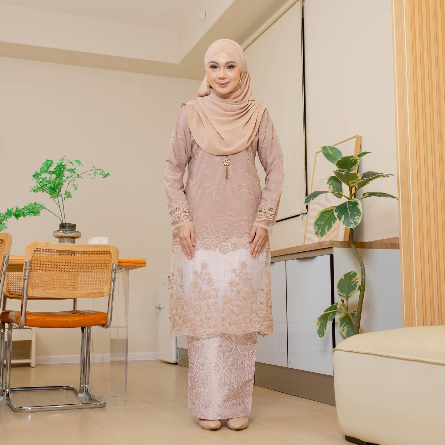 Meville Kurung