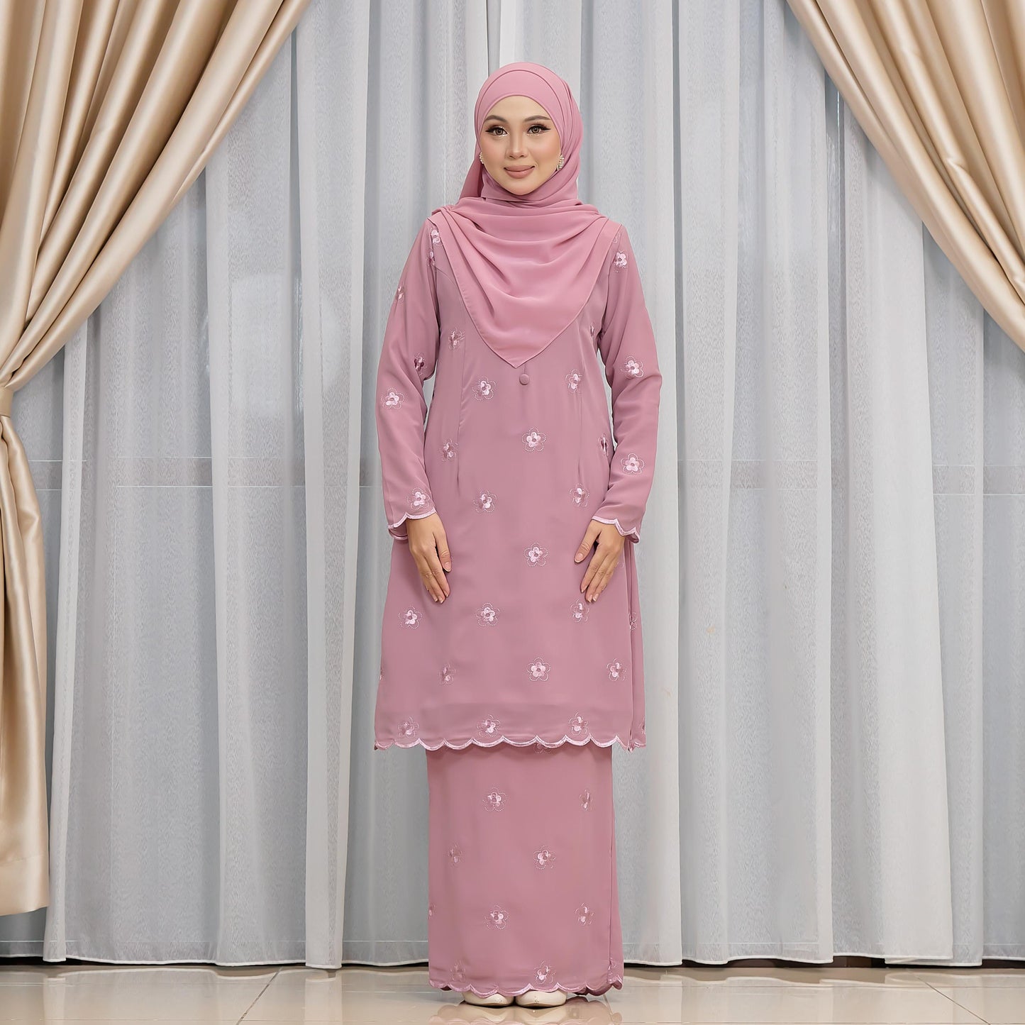 Brenda Kurung
