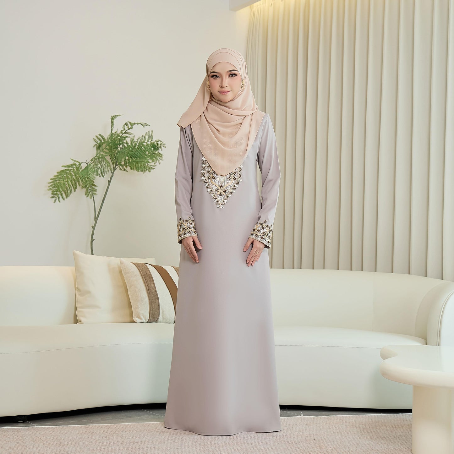 Aylaa Jubah