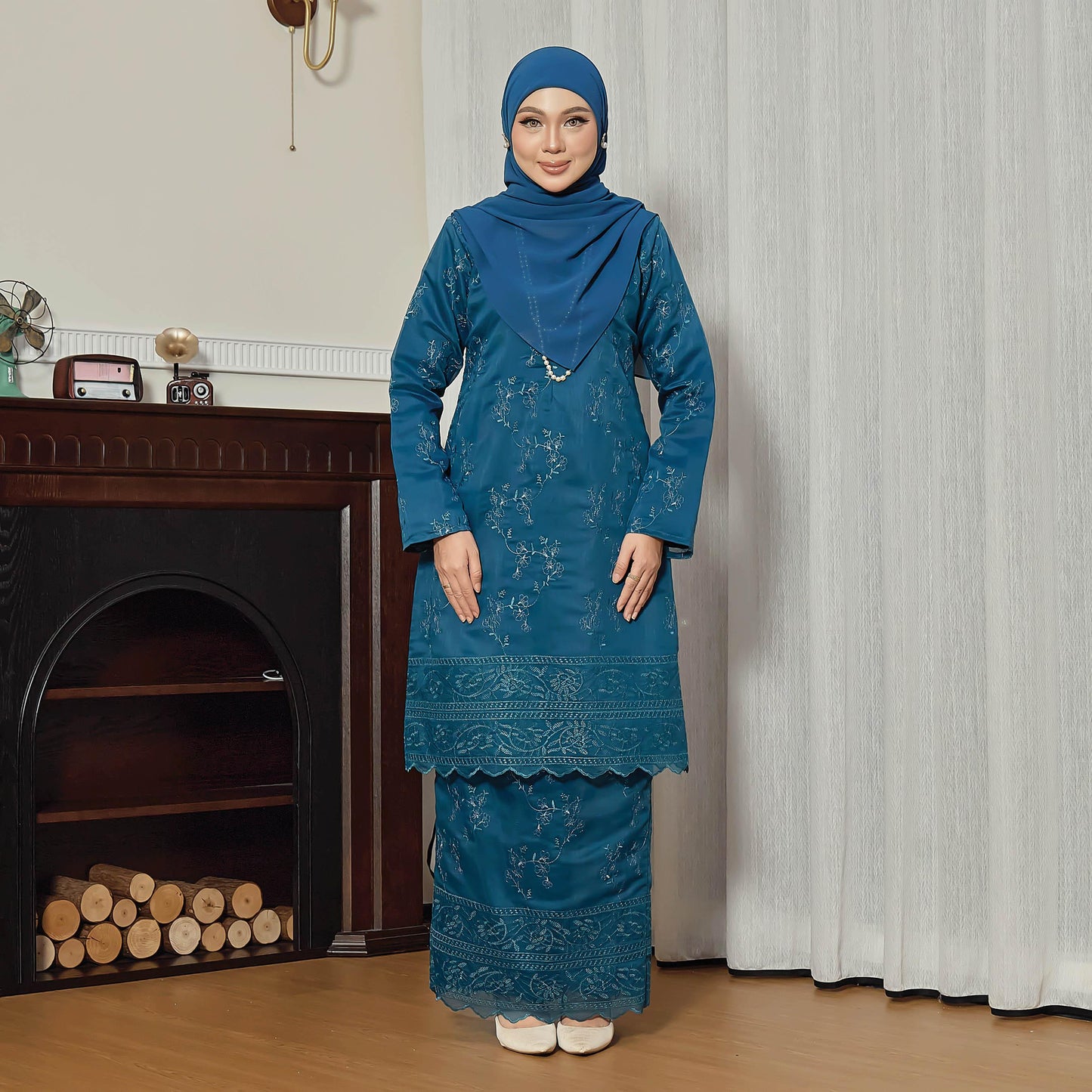 Laudya Kurung