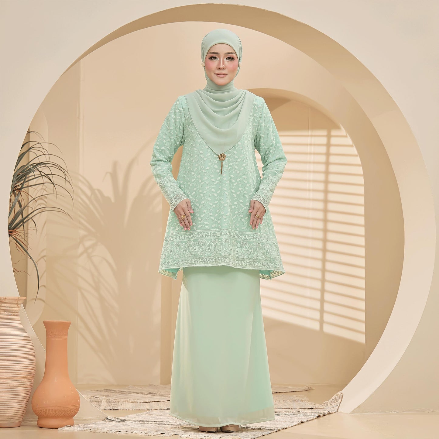 Claudea Kurung