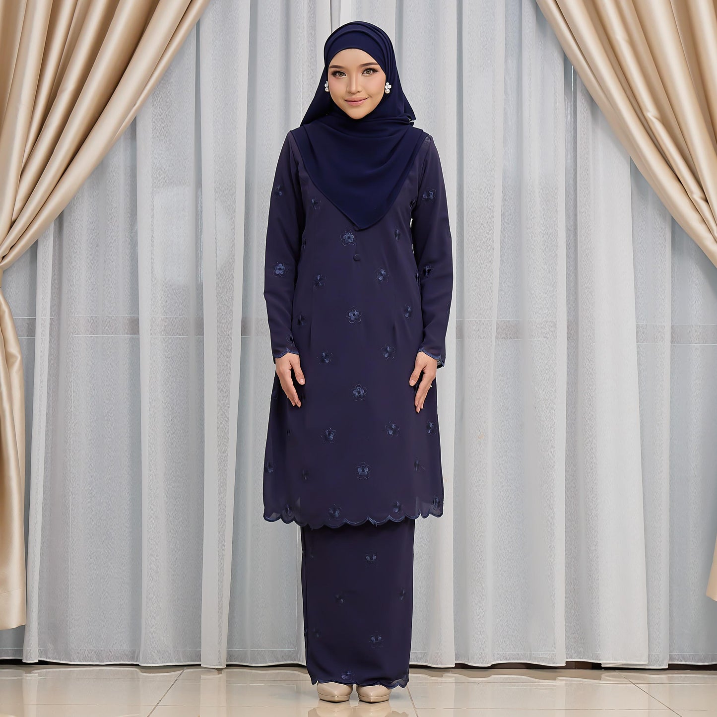Brenda Kurung