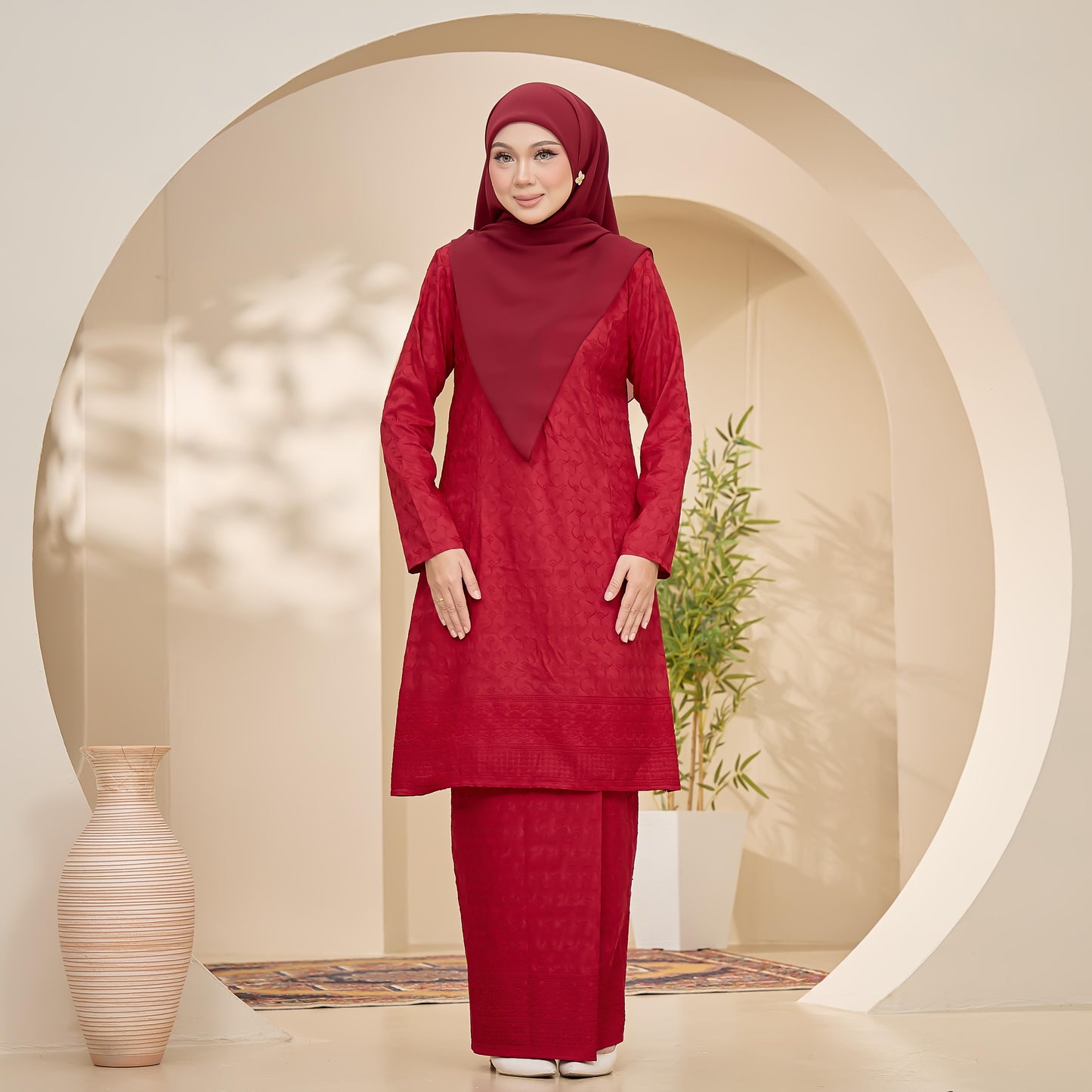 Veronica Kurung