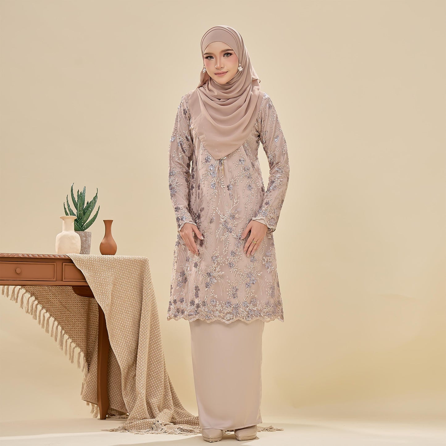 Searra Kurung