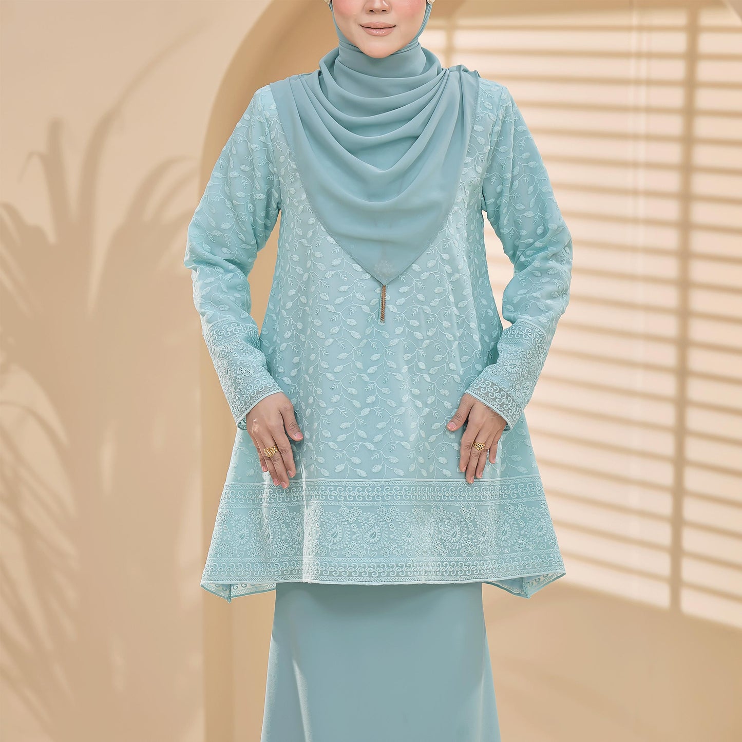 Claudea Kurung