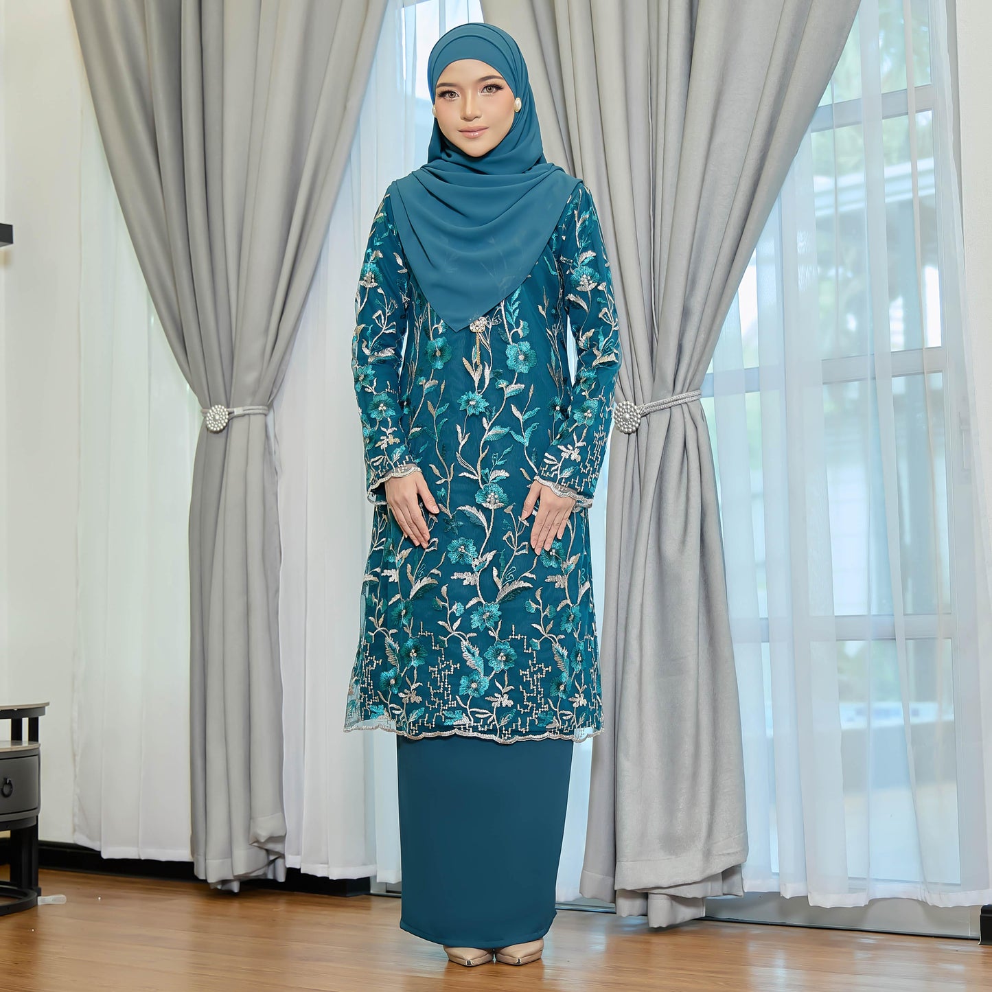 Keisha Kurung
