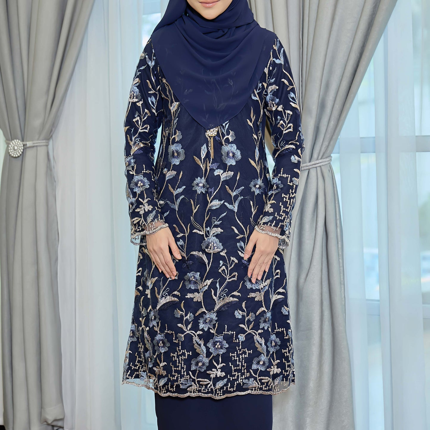 Keisha Kurung
