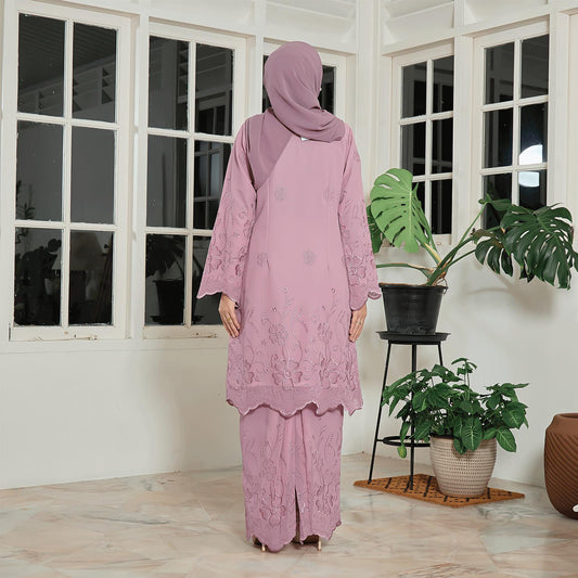 Alaiya Kurung