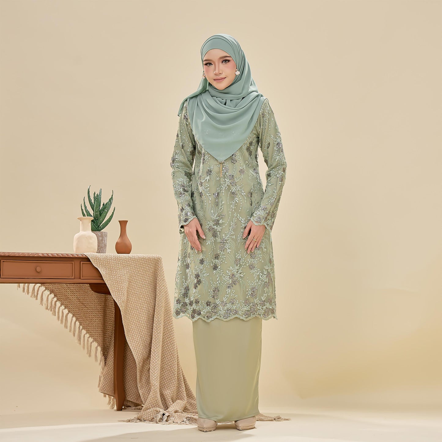Searra Kurung