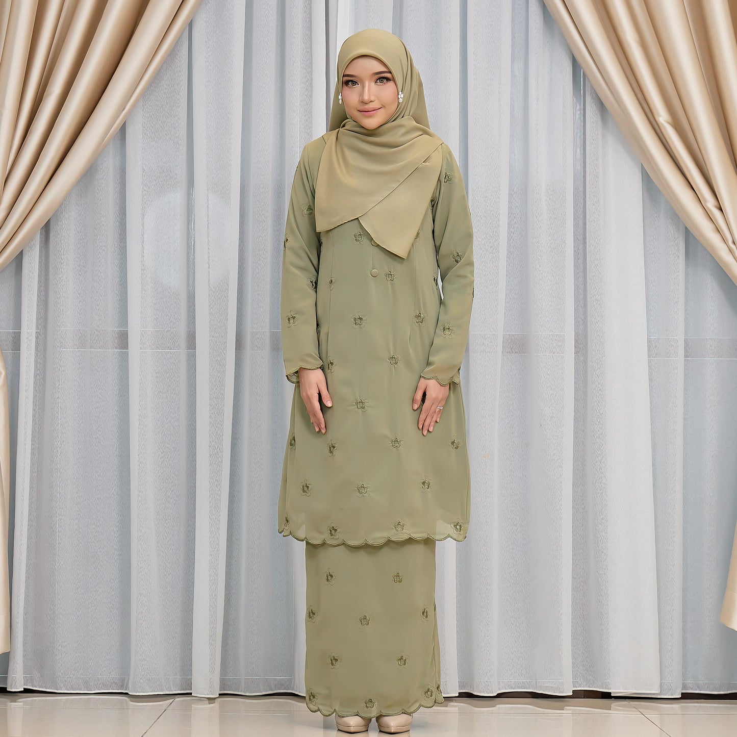 Brenda Kurung