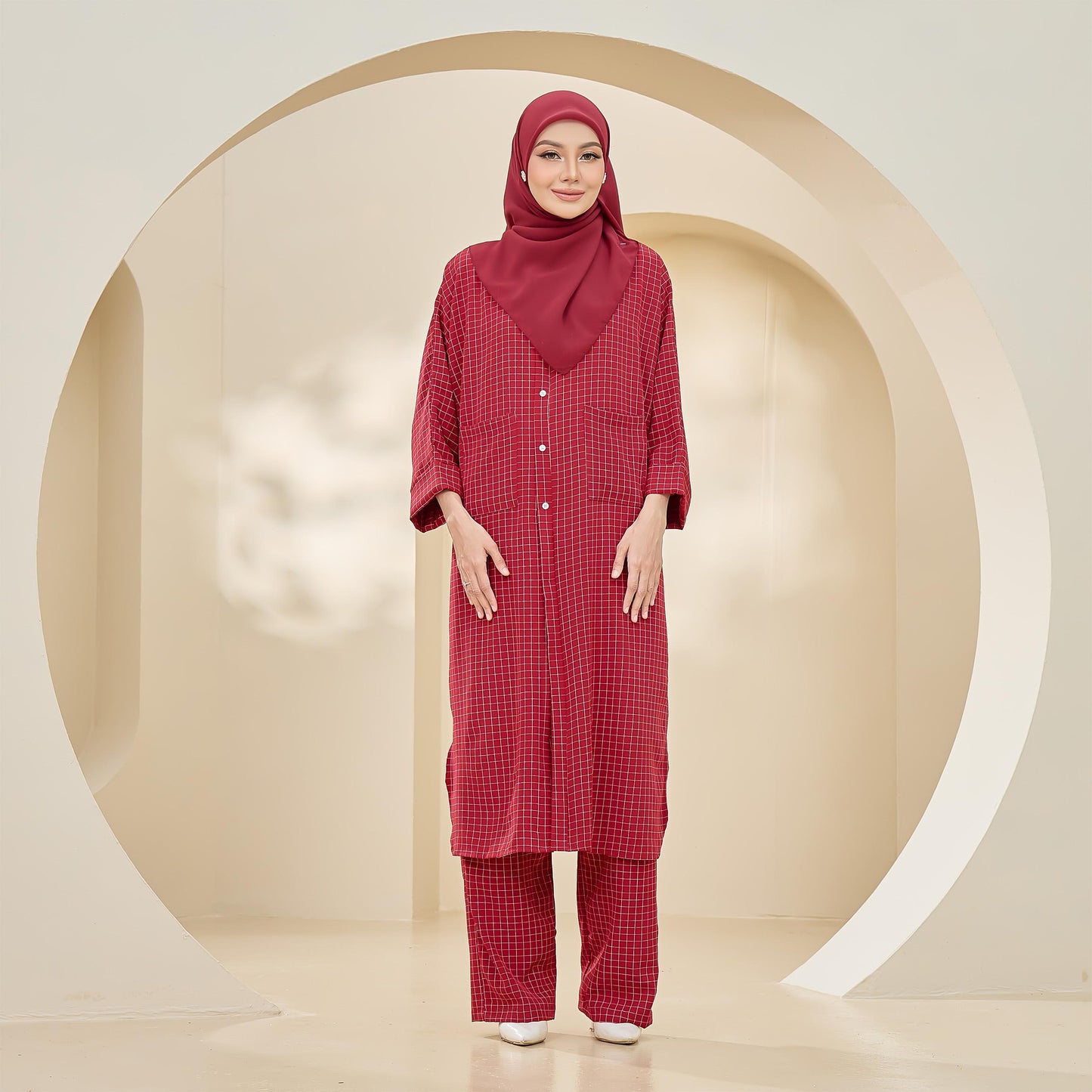 Deena Suit