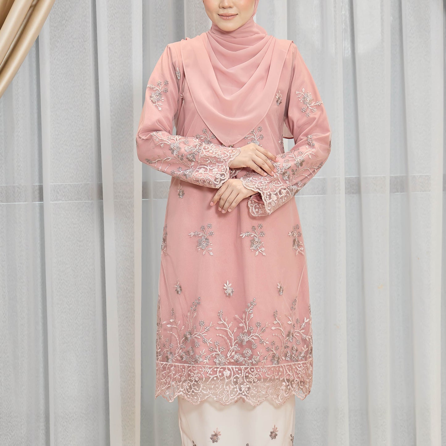 Carline Kurung