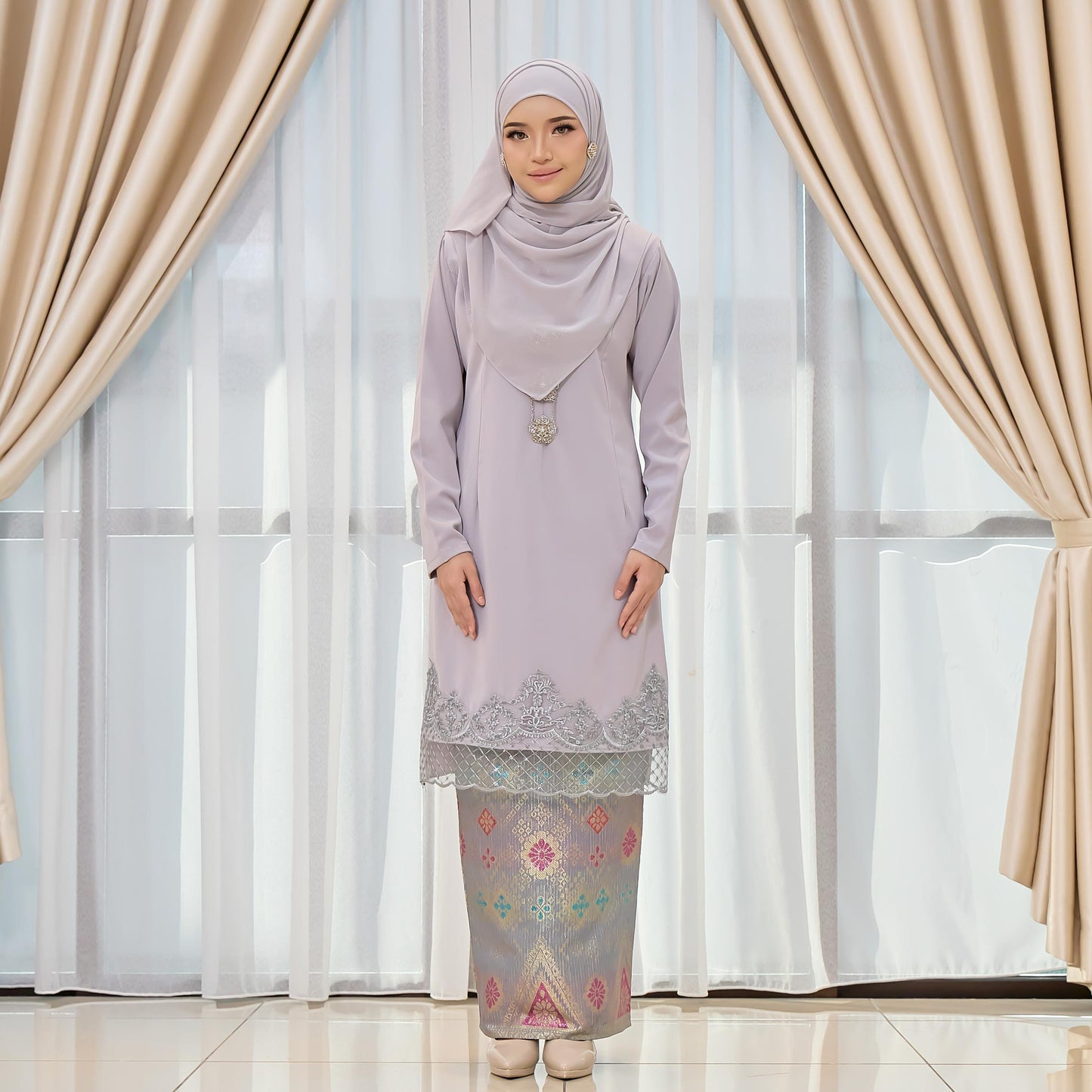 Ning Ayu Kurung