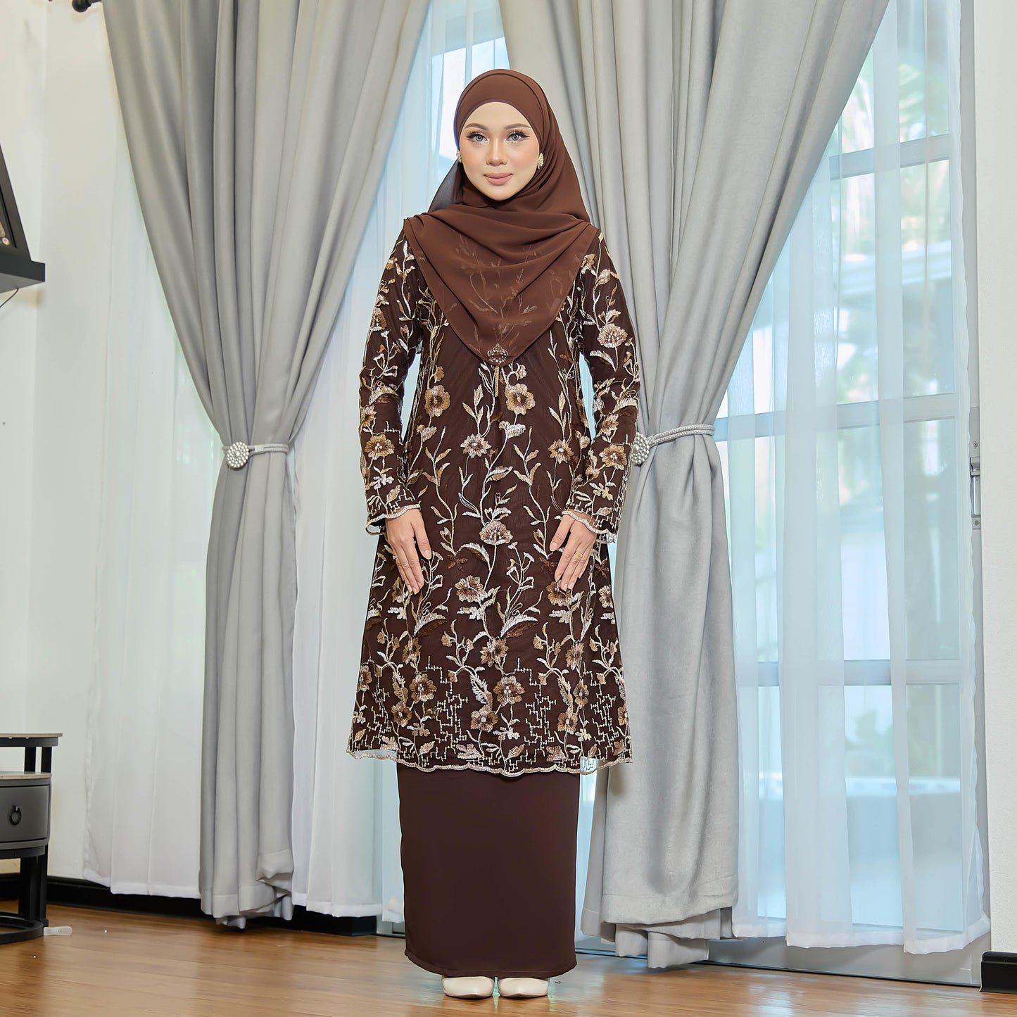 Keisha Kurung