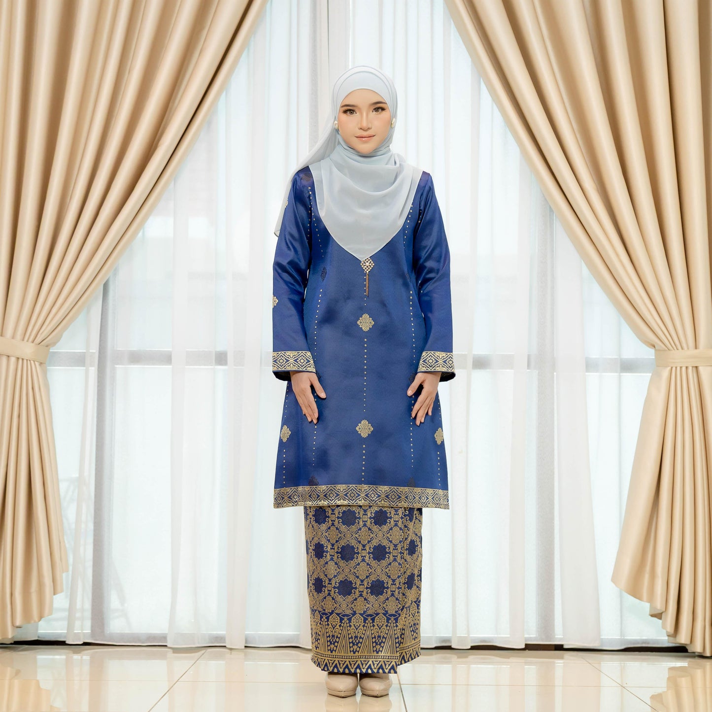 Feyrossa Kurung