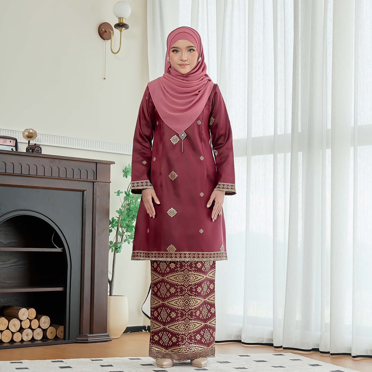 Petra Kurung