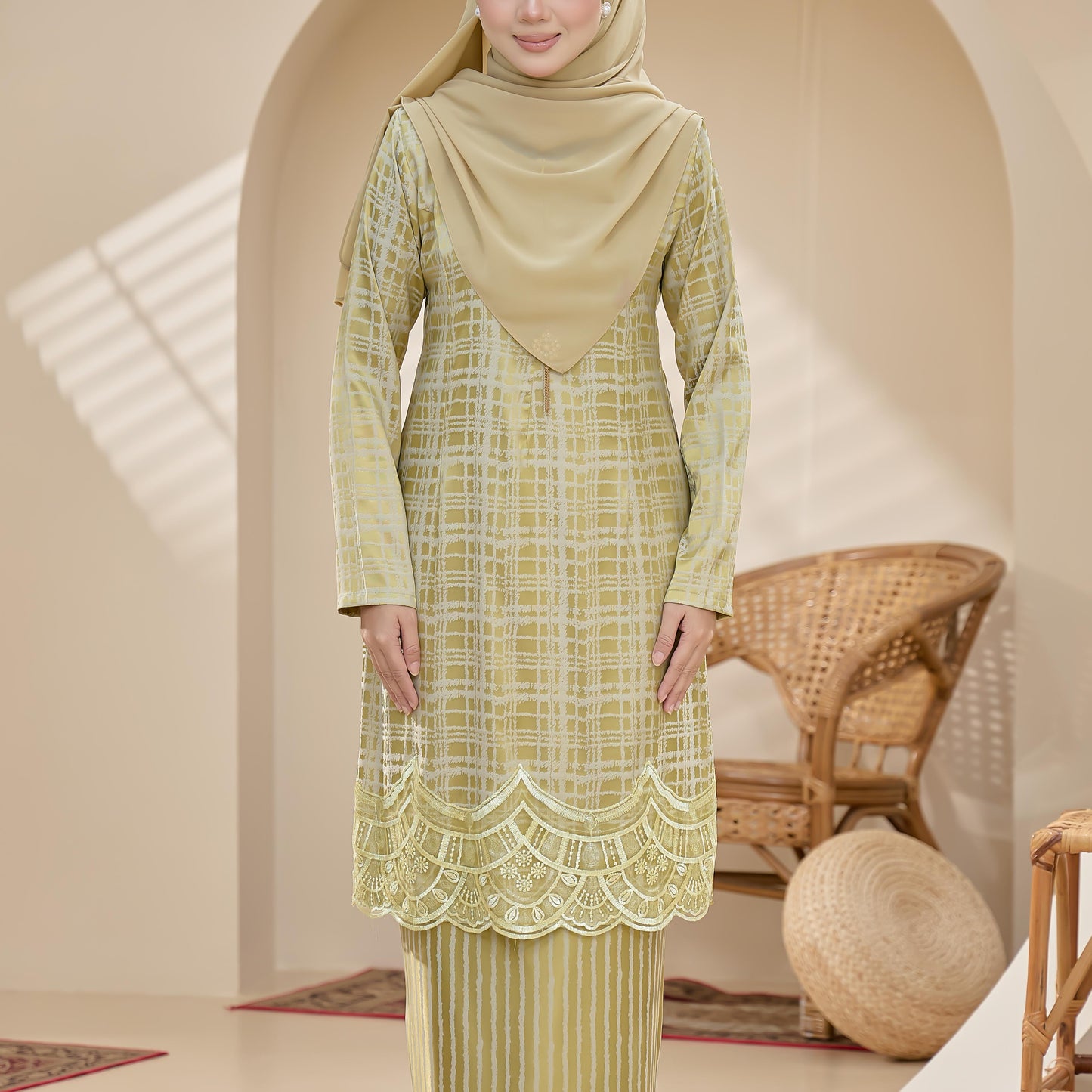 Farabelle Kurung