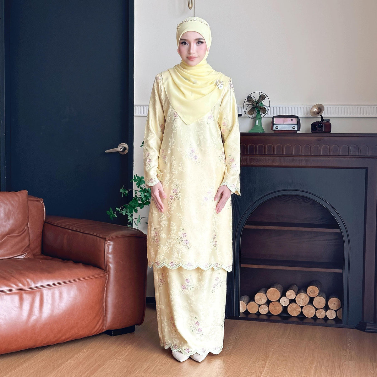 Indah Kurung