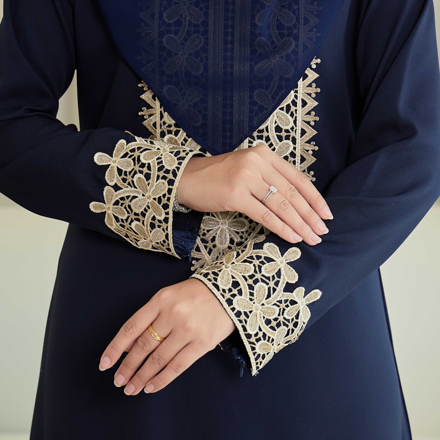 Aylaa Jubah
