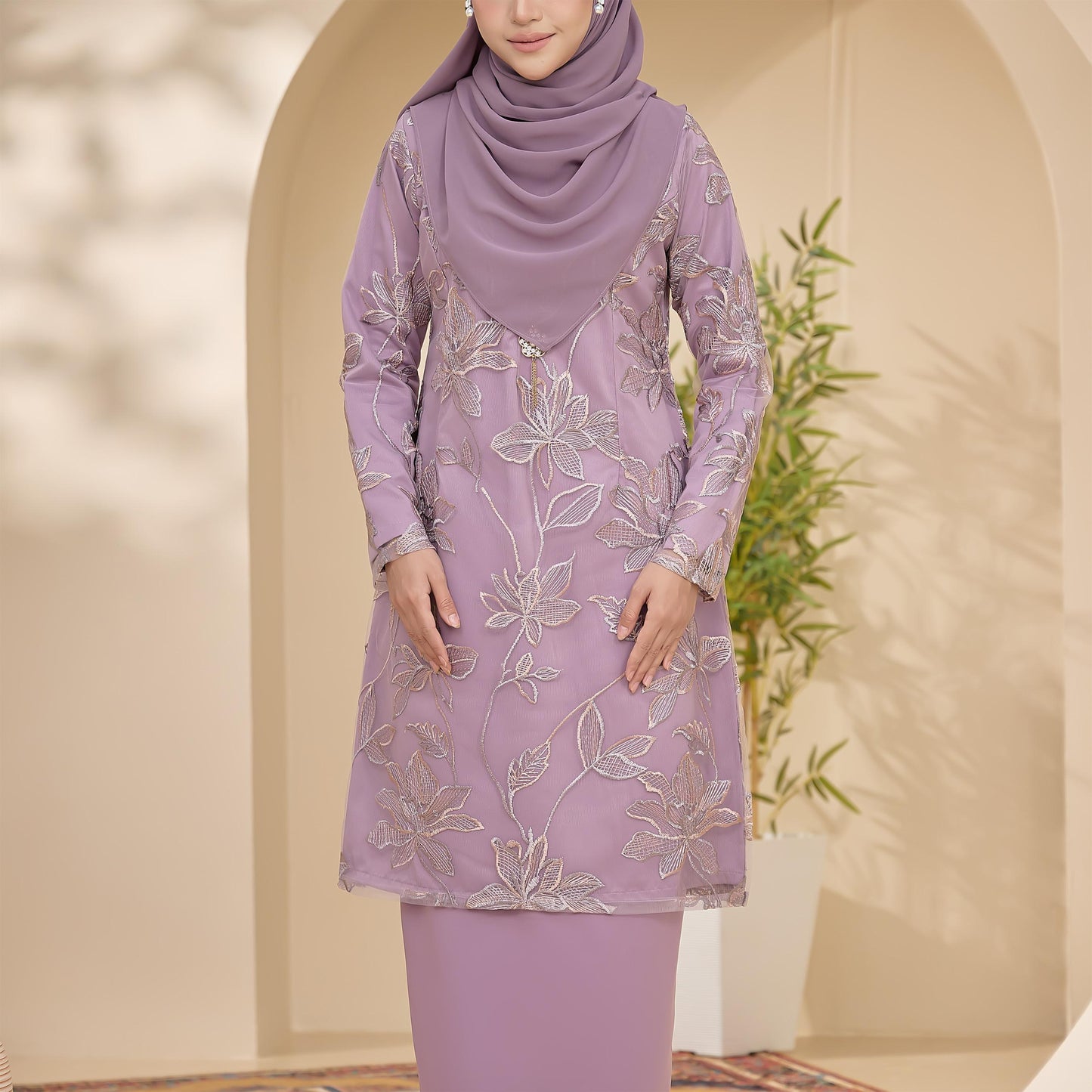 Caralyn Kurung