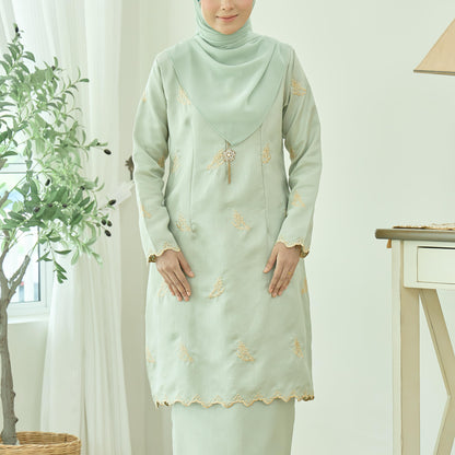 Nulisa Kurung
