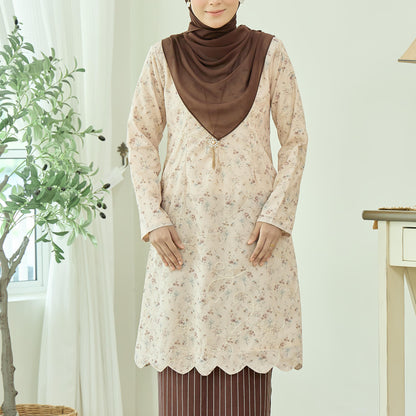 Elly Kurung