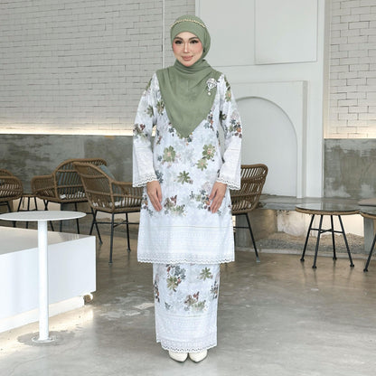 Hazwina Kurung