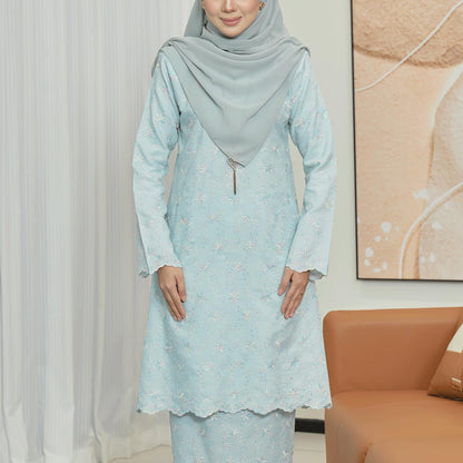 Daireen Kurung