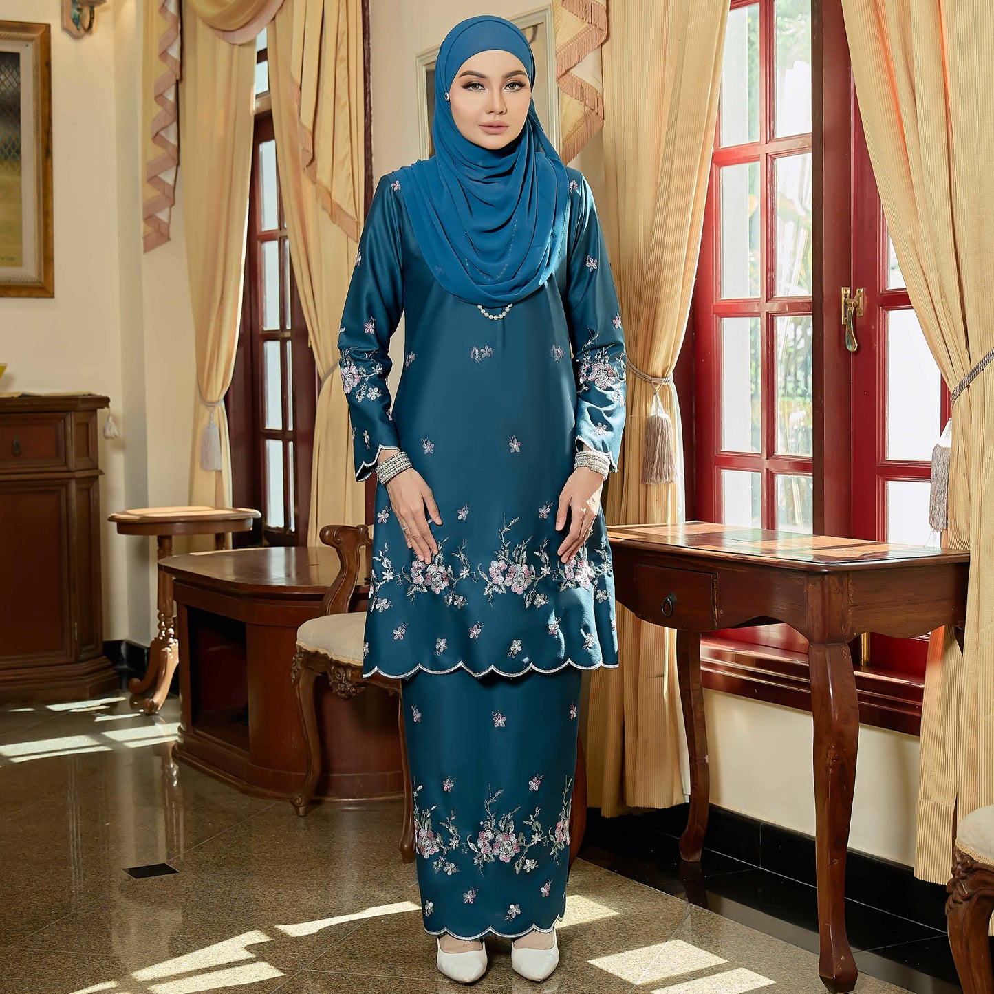 Darina Kurung