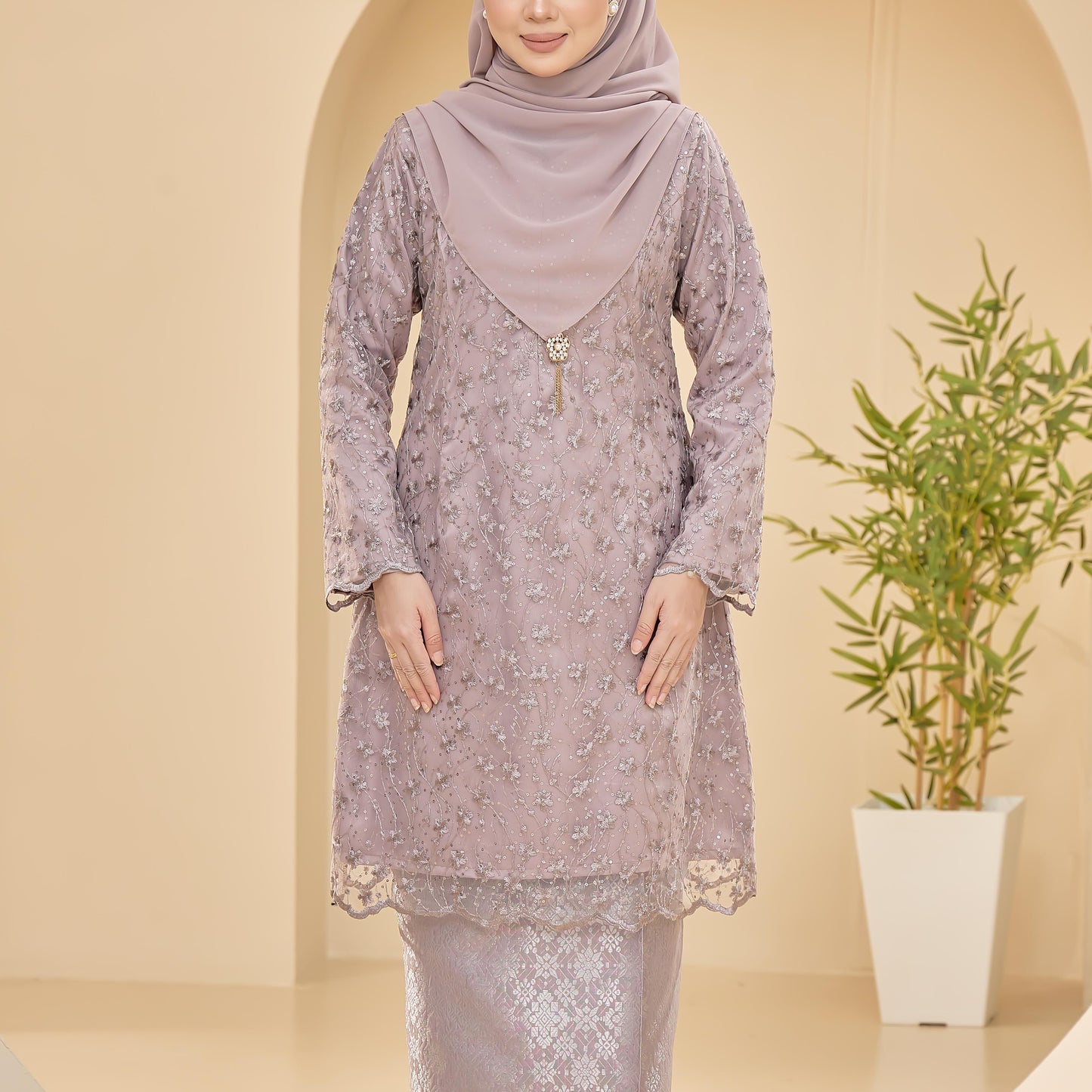 Bellerose Kurung