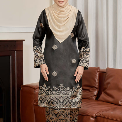 Seri Cempaka Kurung