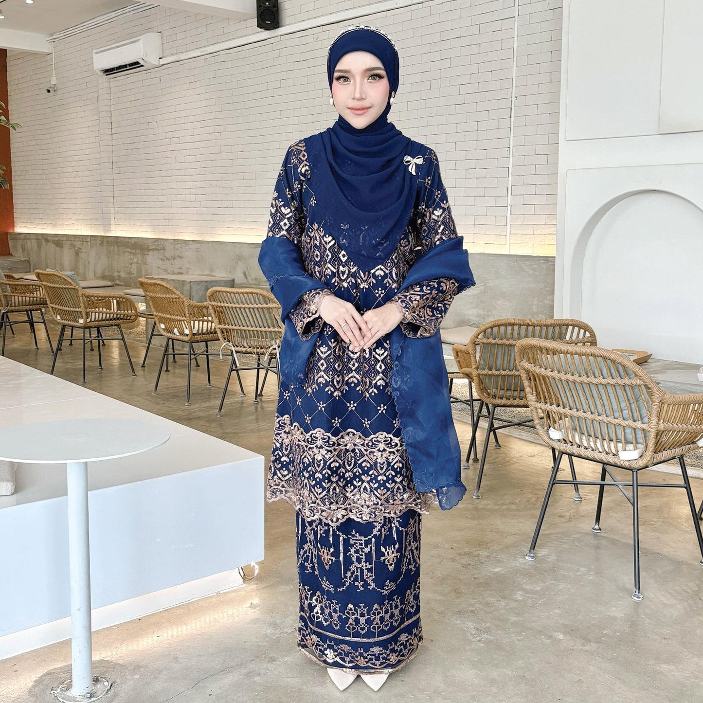 Estila Kurung
