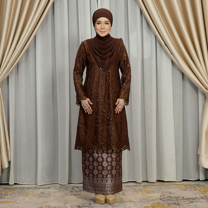 Adira Kurung